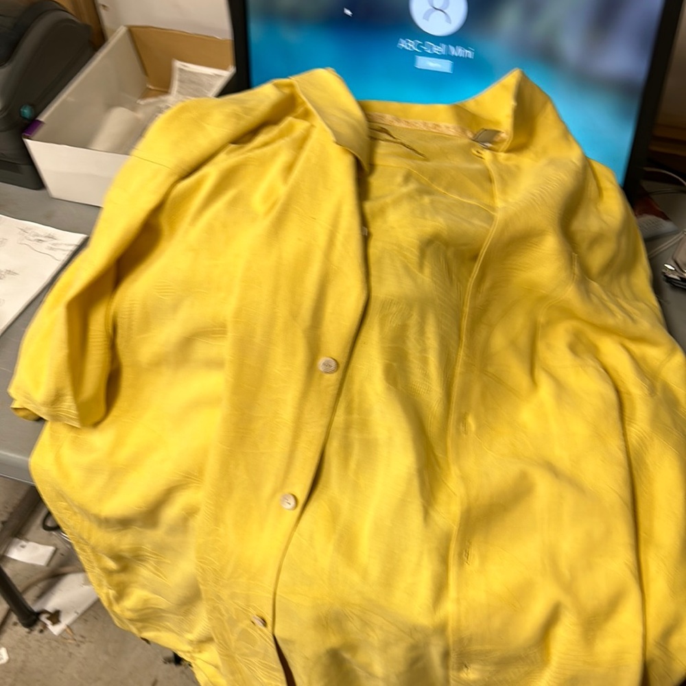 Tommy Bahama Men’s Yellow T-Shirt Button Up